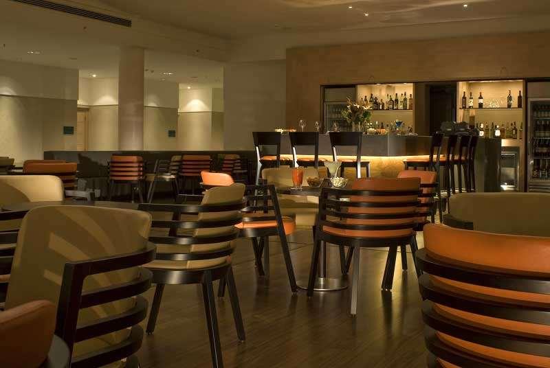 Hilton Garden Inn Rome Airport Fiumicino Restoran gambar