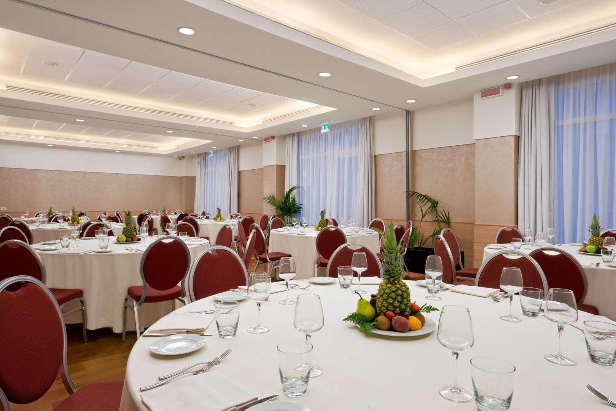 Hilton Garden Inn Rome Airport Fiumicino Luaran gambar