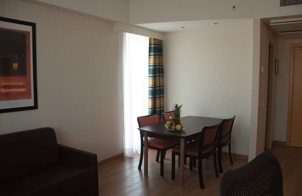 Hilton Garden Inn Rome Airport Fiumicino Bilik gambar